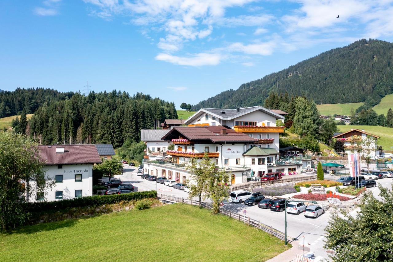 Familienhotel Felsenhof Flachau Eksteriør billede